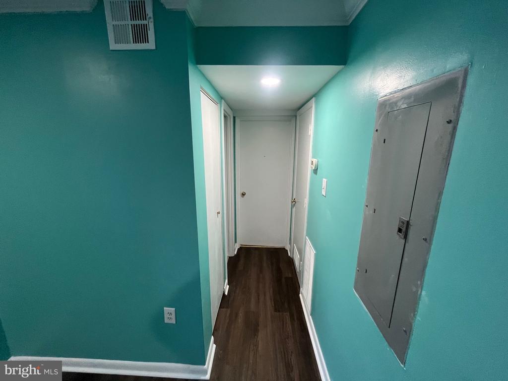8607 VILLAGE WAY 07/8607F