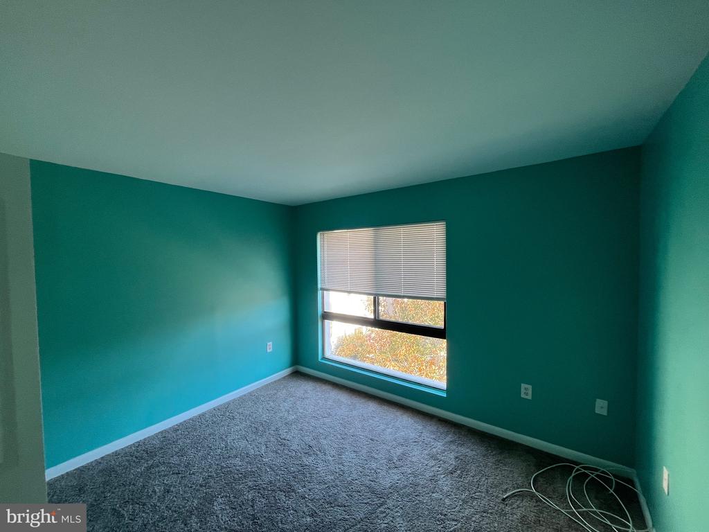 8607 VILLAGE WAY 07/8607F