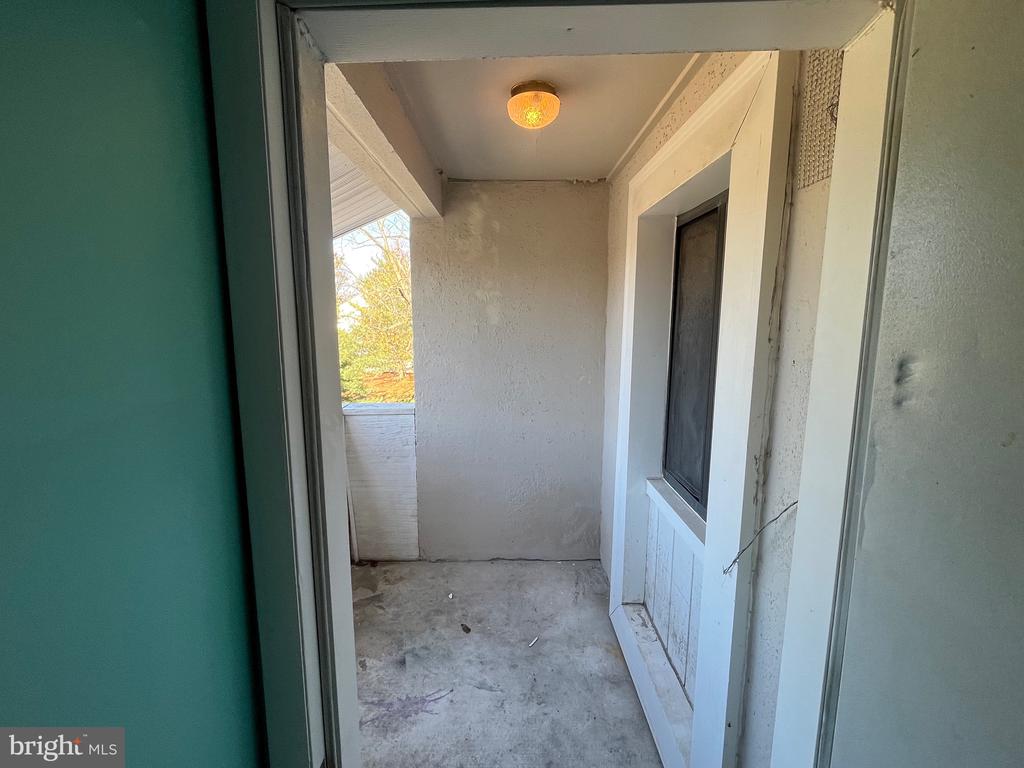 8607 VILLAGE WAY 07/8607F