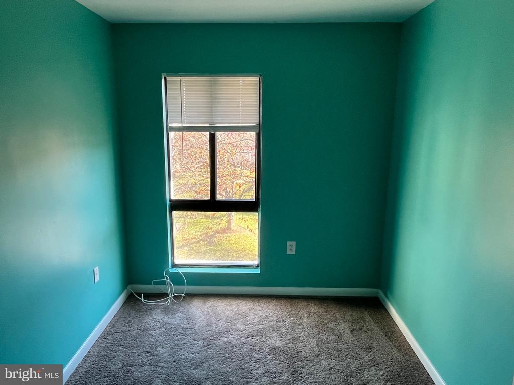 8607 VILLAGE WAY 07/8607F