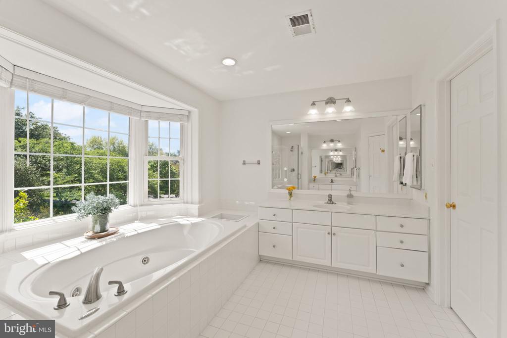 511 NALLS DAIRY COURT
