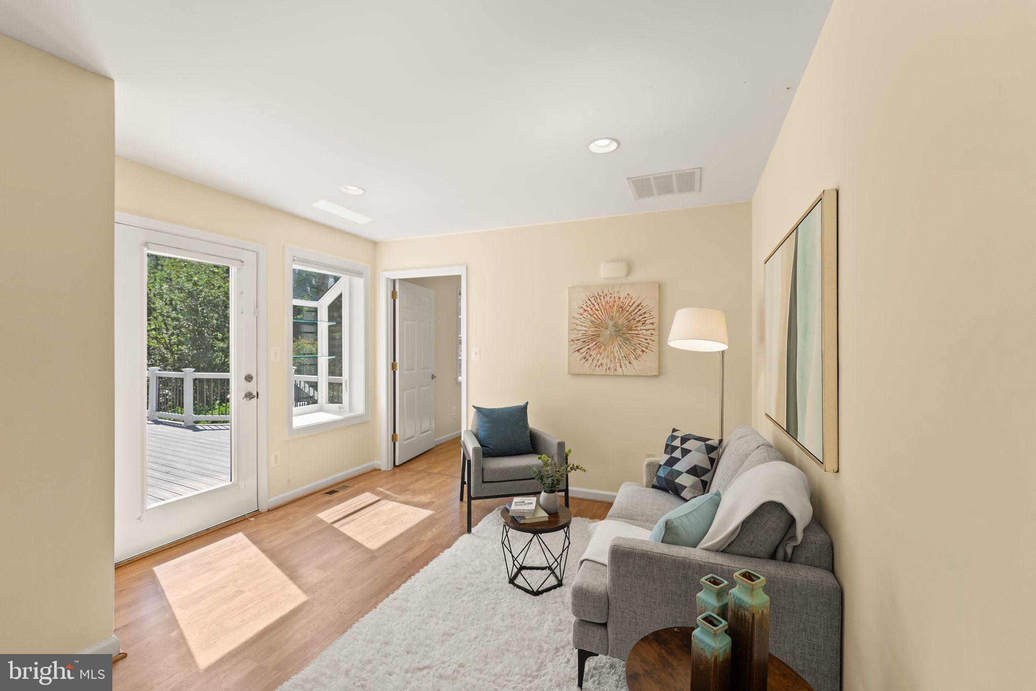 9719 CINNAMON CREEK DRIVE