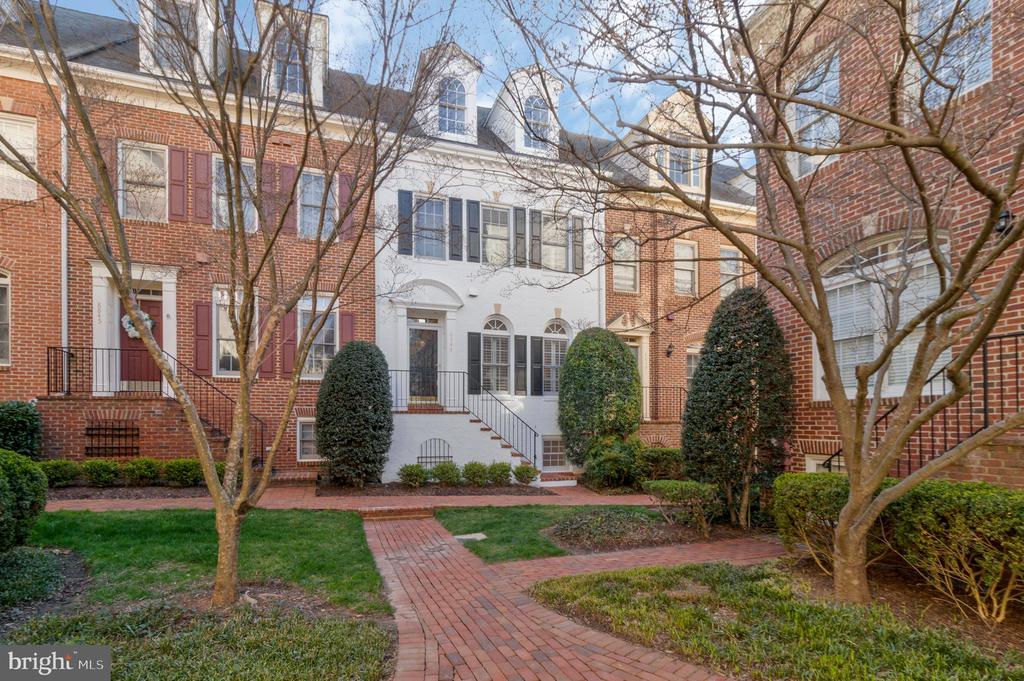 8847 ASHGROVE HOUSE LANE