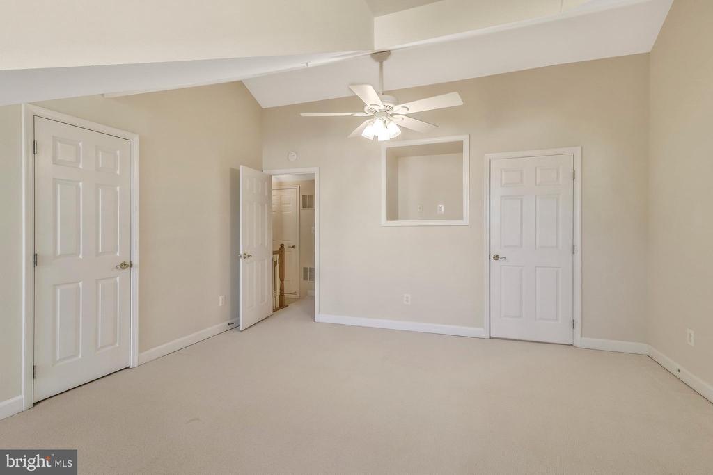 8847 ASHGROVE HOUSE LANE