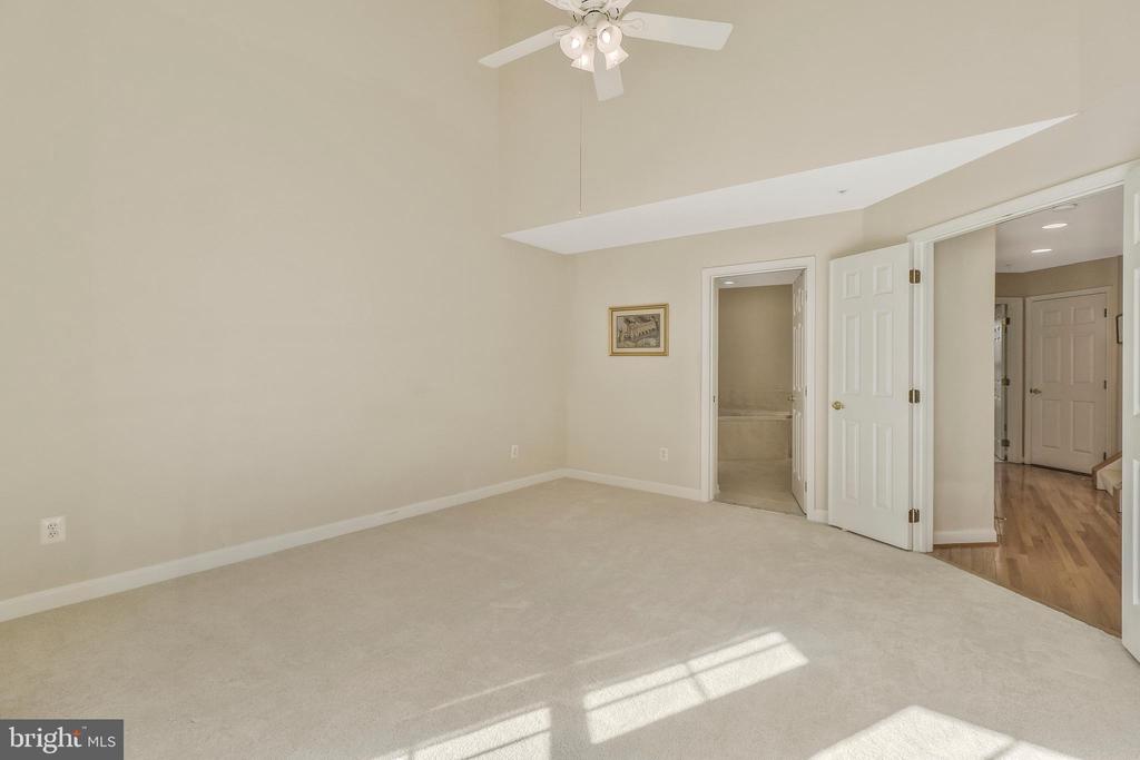 8847 ASHGROVE HOUSE LANE