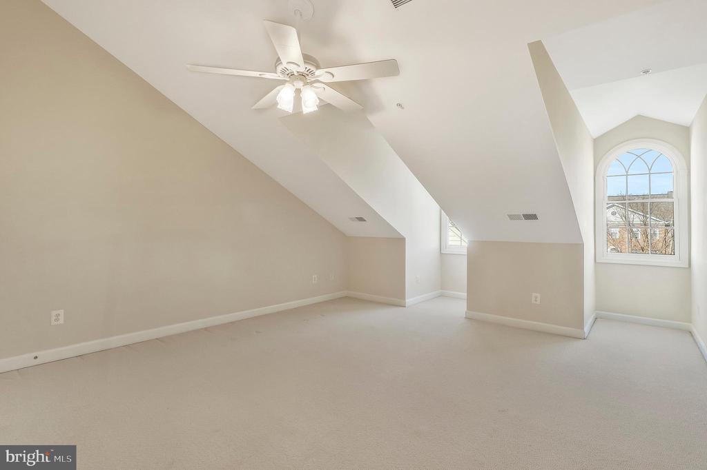8847 ASHGROVE HOUSE LANE