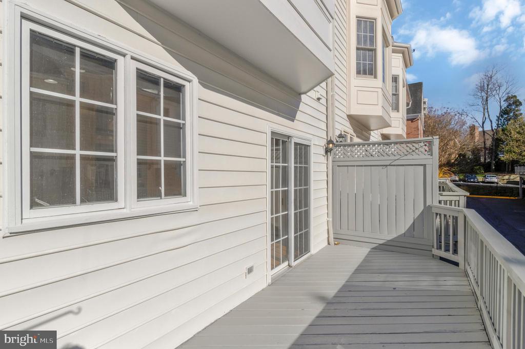 8847 ASHGROVE HOUSE LANE
