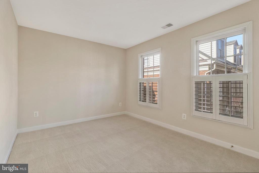 8847 ASHGROVE HOUSE LANE