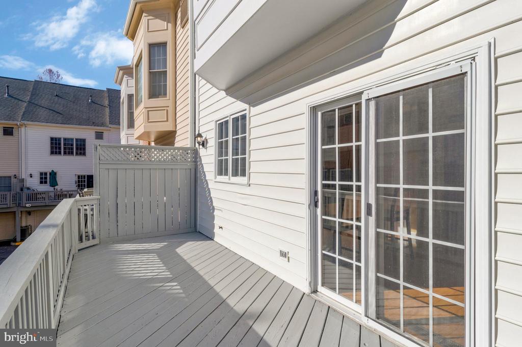 8847 ASHGROVE HOUSE LANE