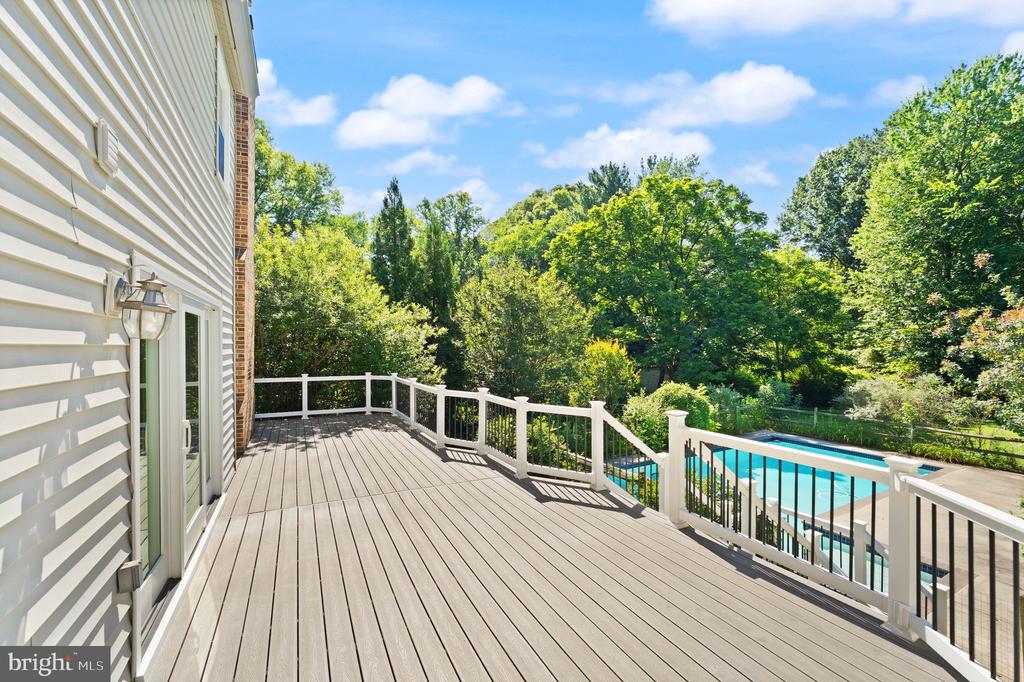 9719 CINNAMON CREEK DRIVE