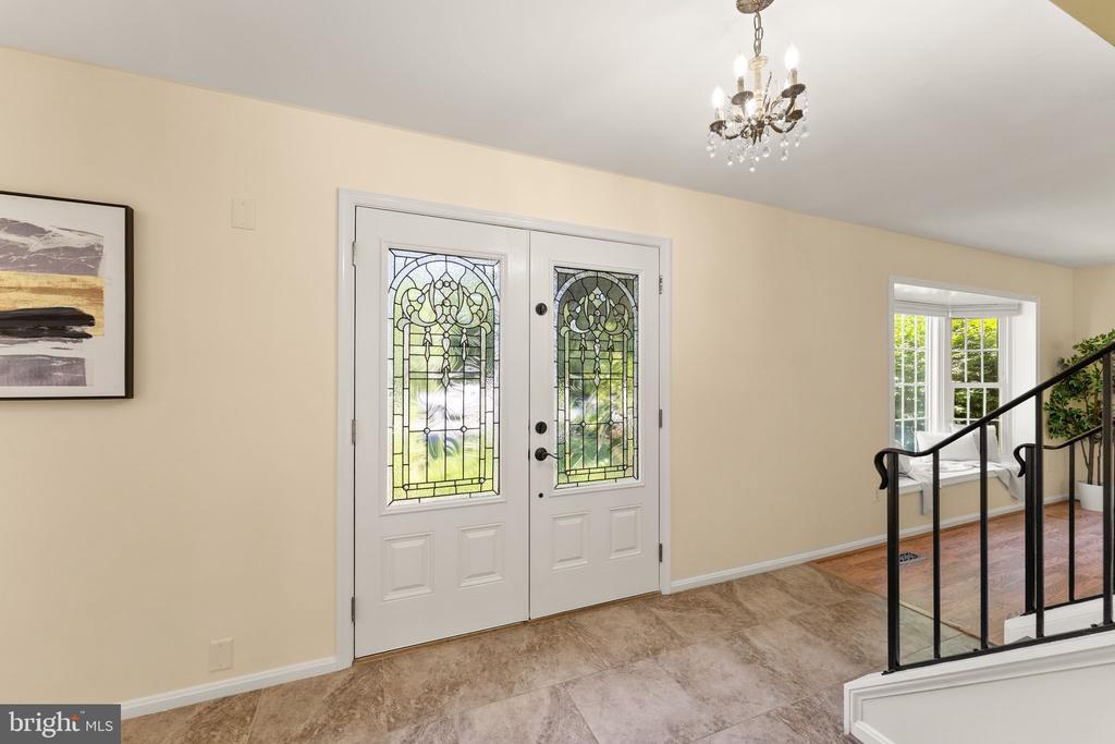 9719 CINNAMON CREEK DRIVE