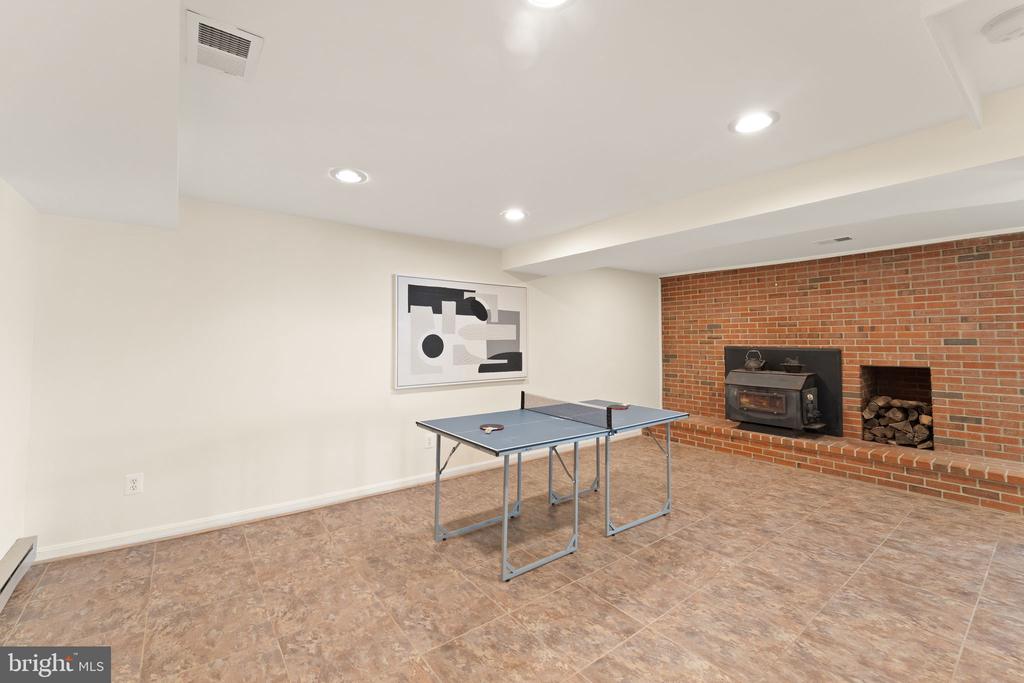 9719 CINNAMON CREEK DRIVE