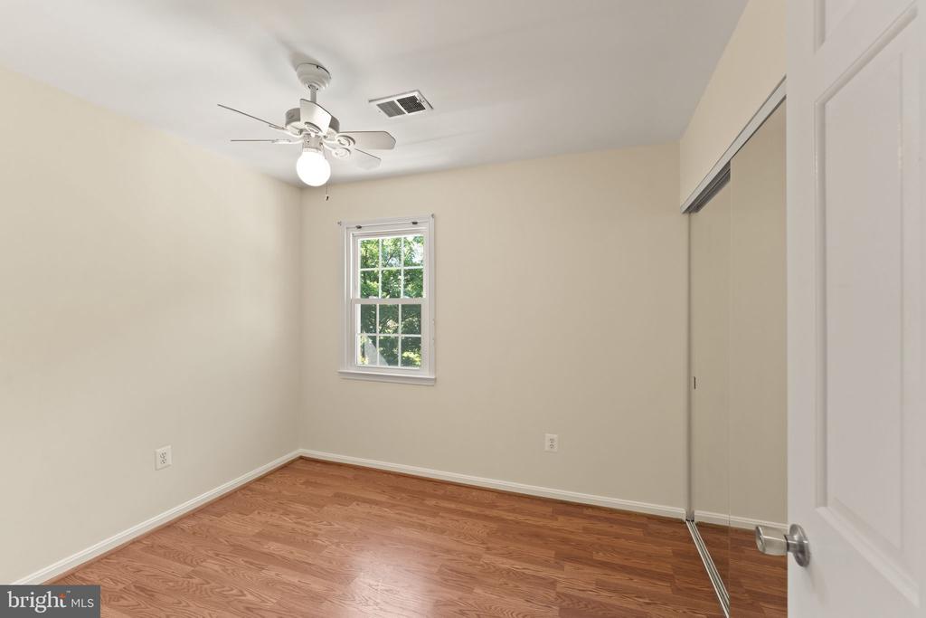 9719 CINNAMON CREEK DRIVE