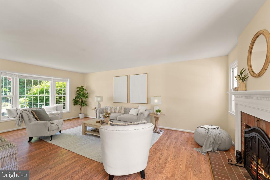 9719 CINNAMON CREEK DRIVE