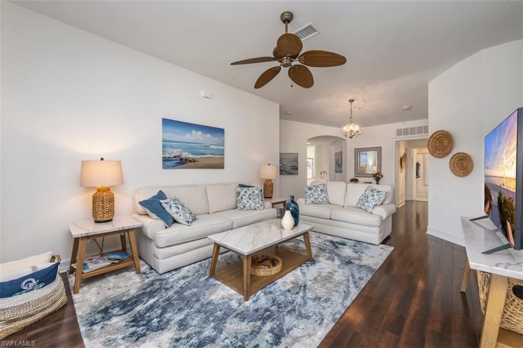 866 Carrick Bend CIR # 201