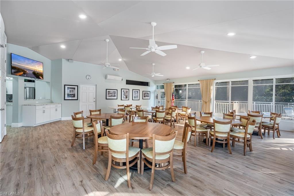 857 Carrick Bend CIR 202