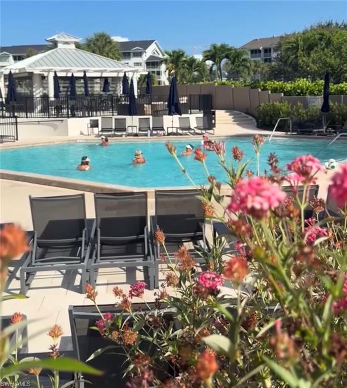 857 Carrick Bend CIR 202