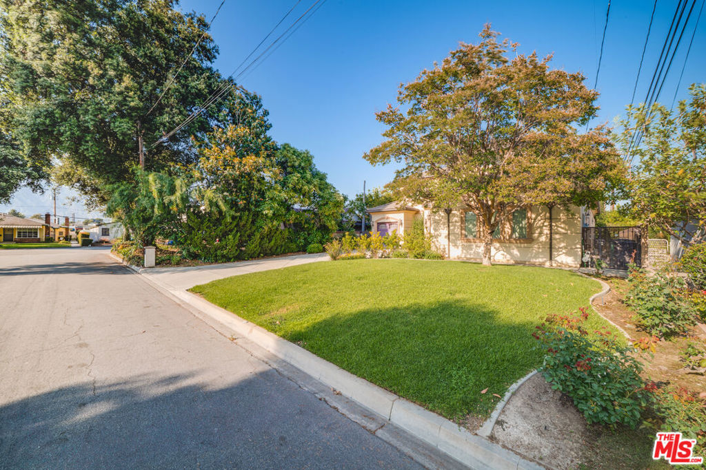 1036 Louise Avenue