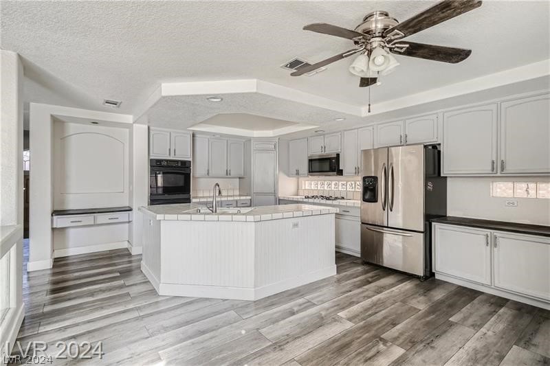 2409 Alpine Meadows Avenue