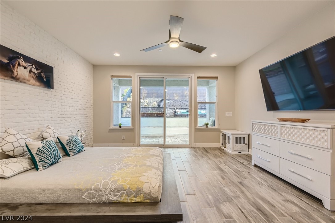 4631 Amazing View Street