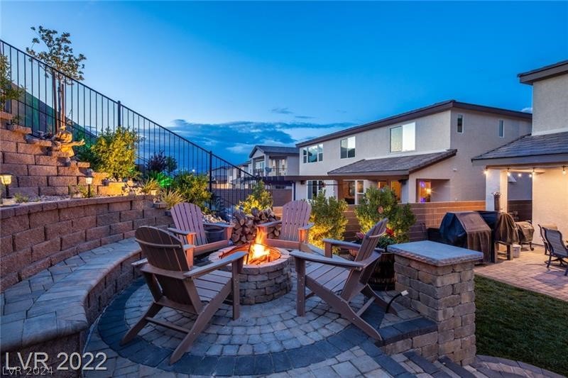 4631 Amazing View Street