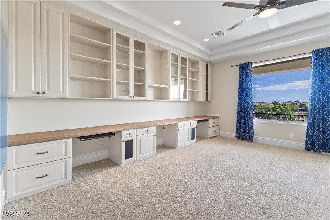 10117 Edgecliff Lane