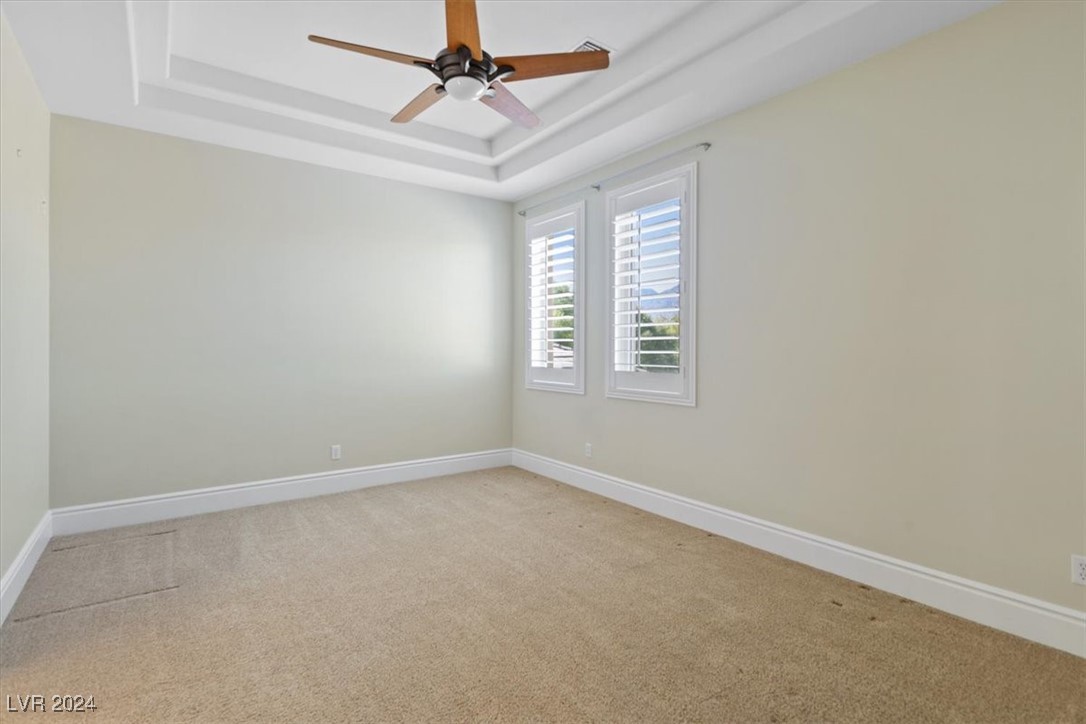 10117 Edgecliff Lane