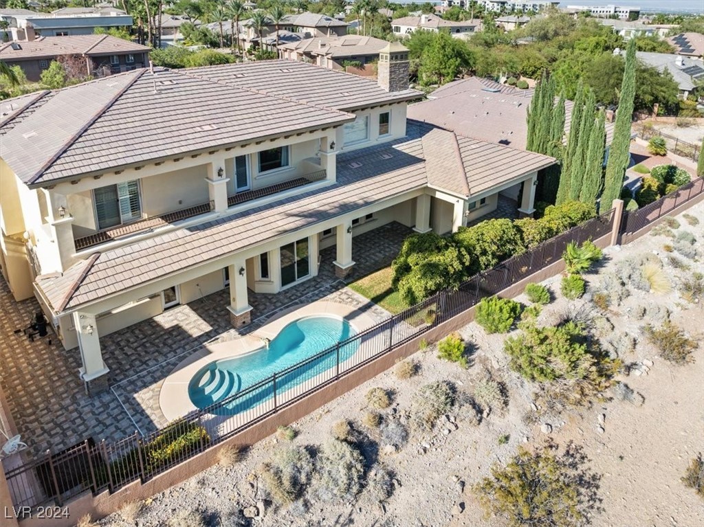 10117 Edgecliff Lane