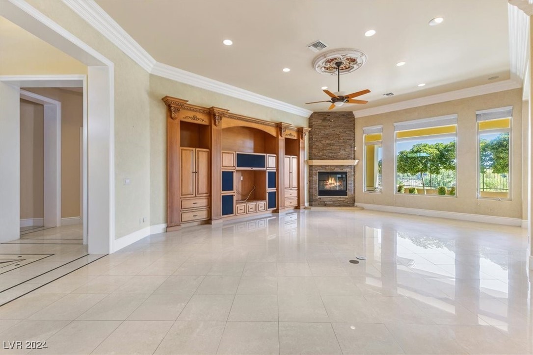 10117 Edgecliff Lane