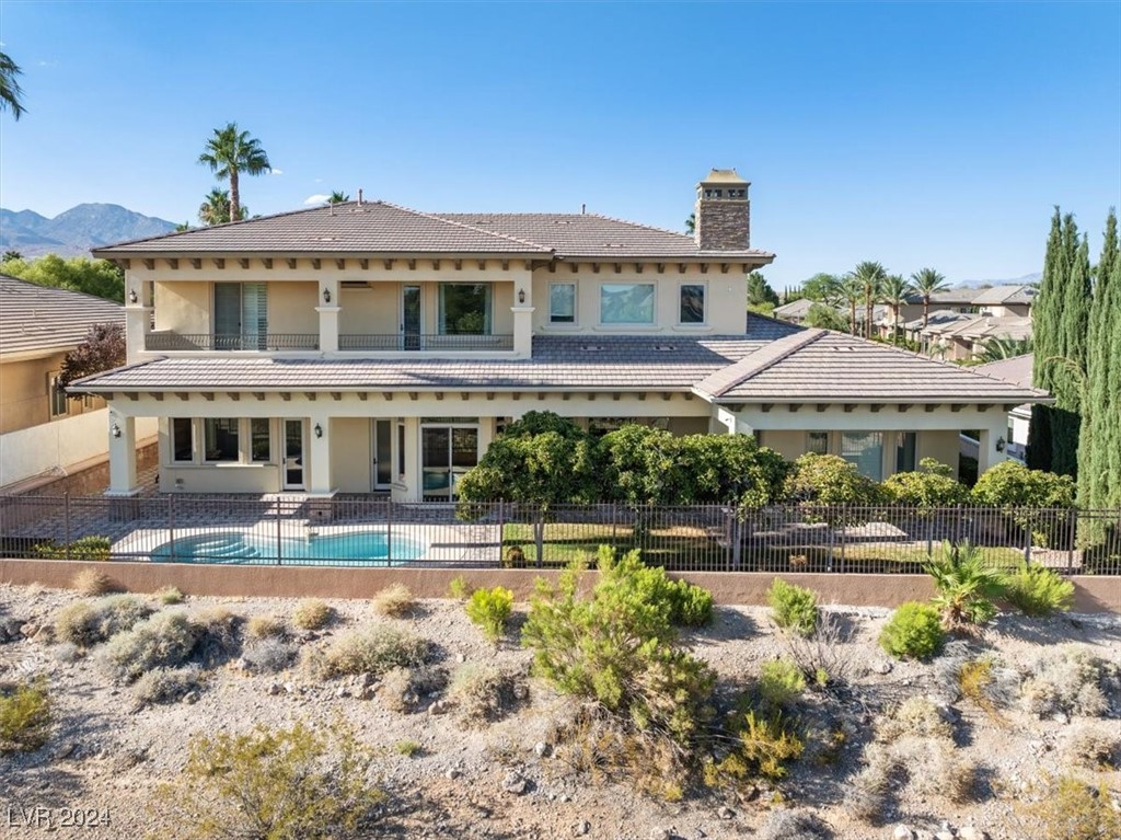 10117 Edgecliff Lane