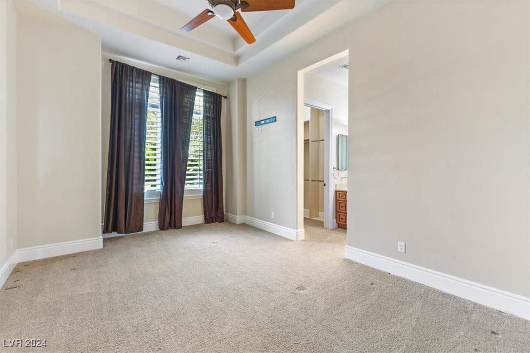 10117 Edgecliff Lane