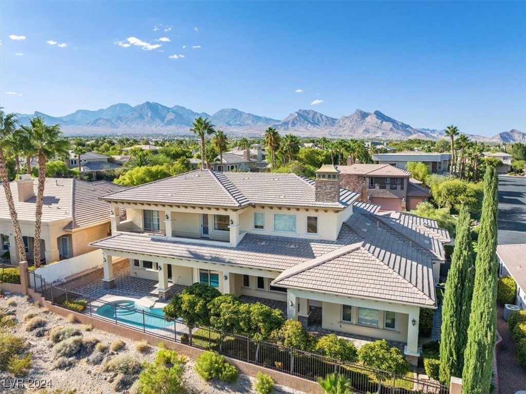 10117 Edgecliff Lane