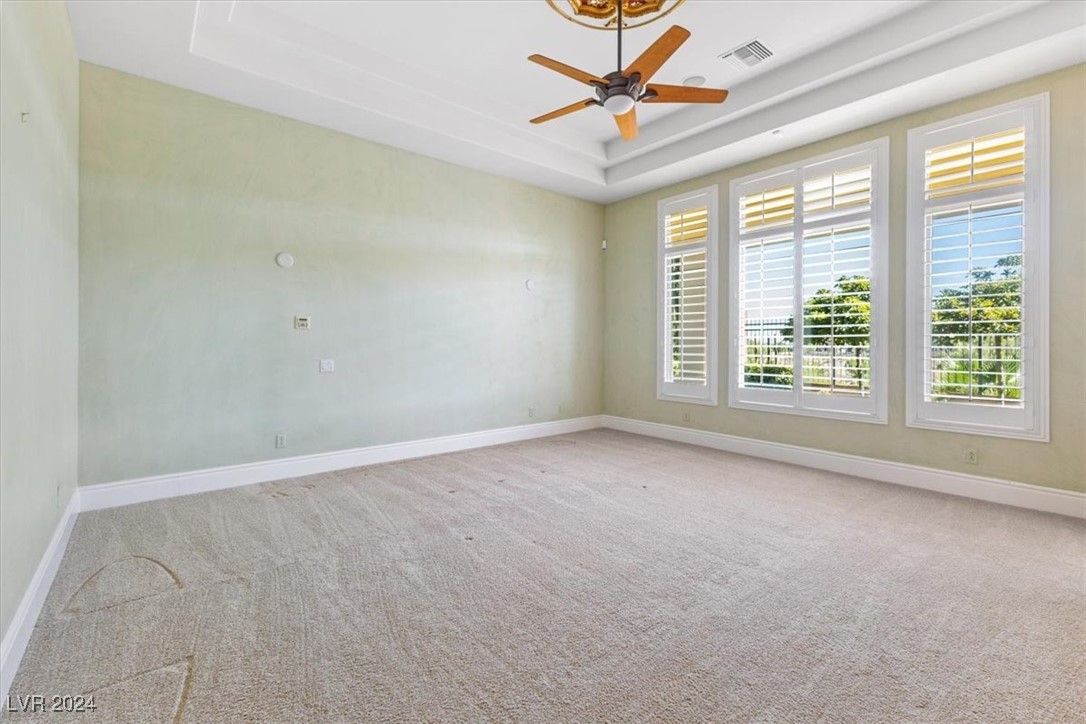 10117 Edgecliff Lane