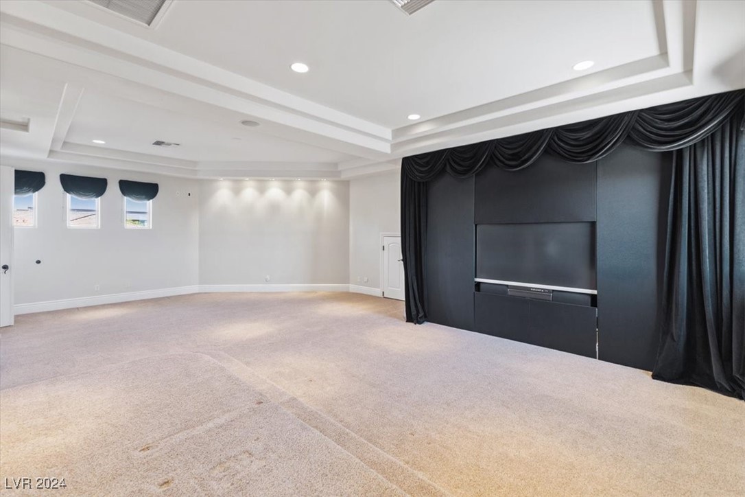 10117 Edgecliff Lane