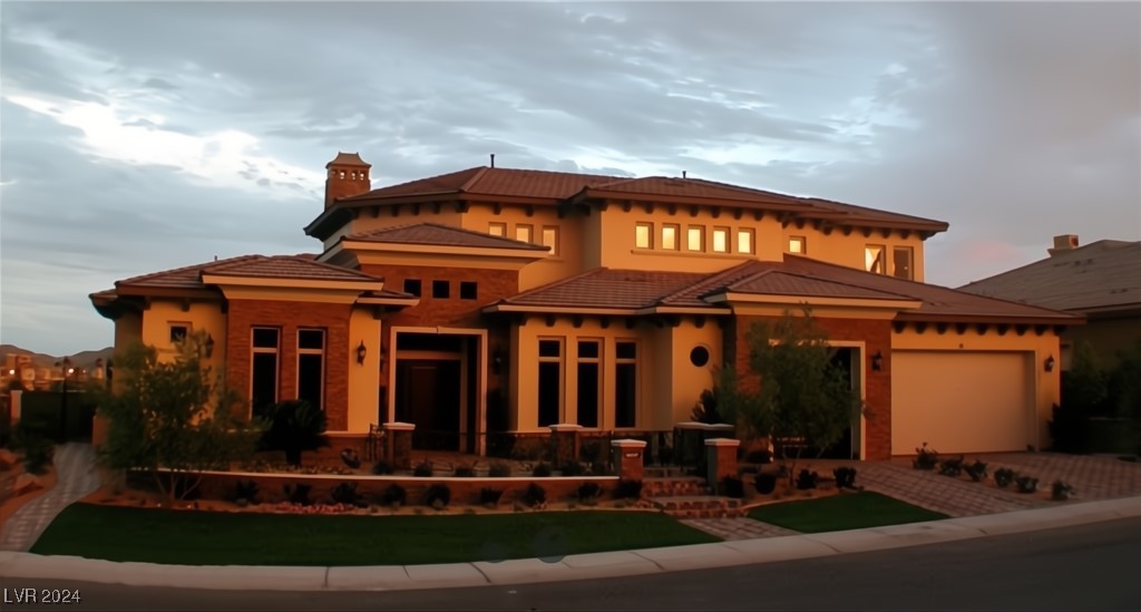 10117 Edgecliff Lane