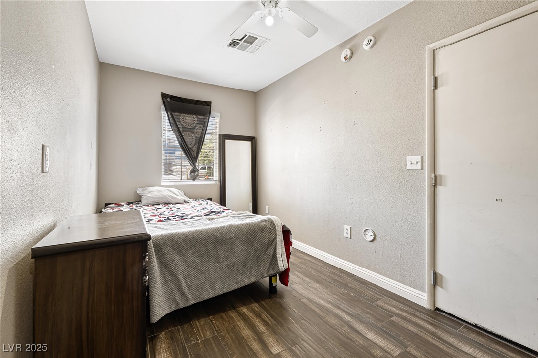 5912 Hollowridge Road