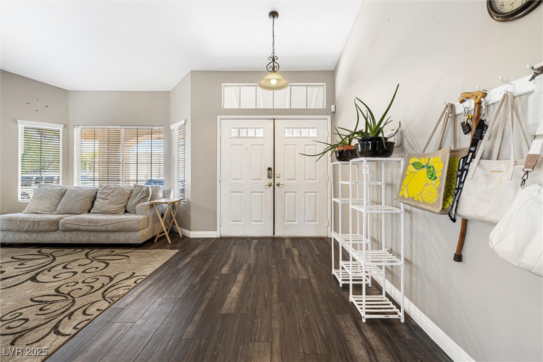 5912 Hollowridge Road