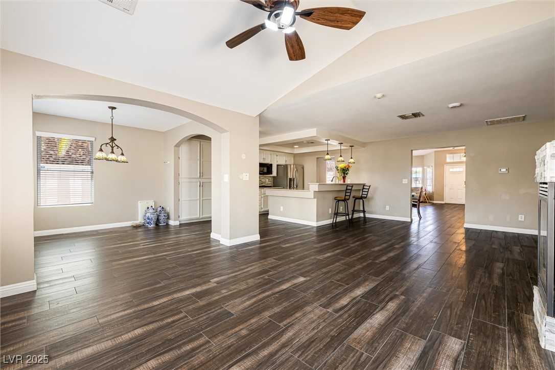 5912 Hollowridge Road