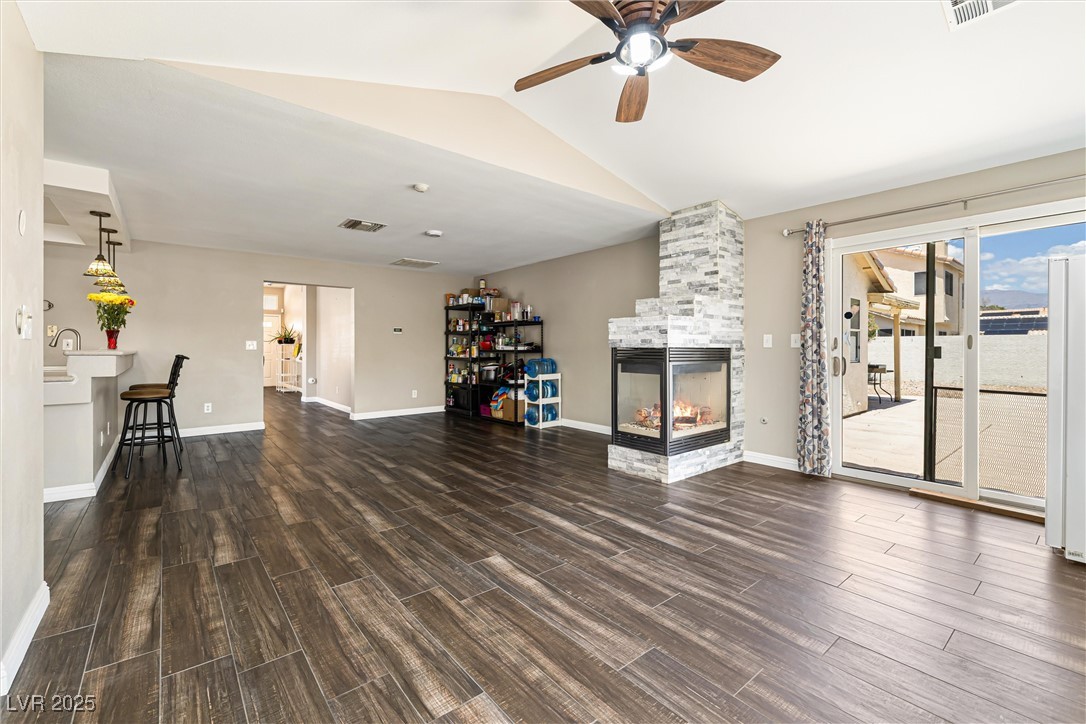 5912 Hollowridge Road