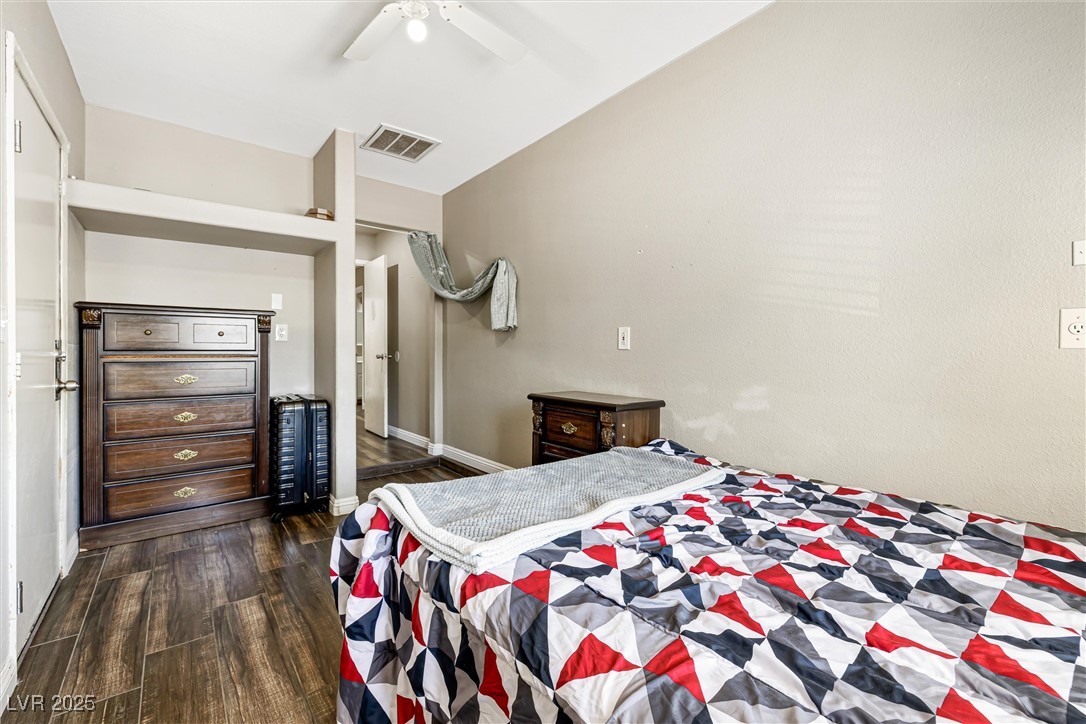 5912 Hollowridge Road