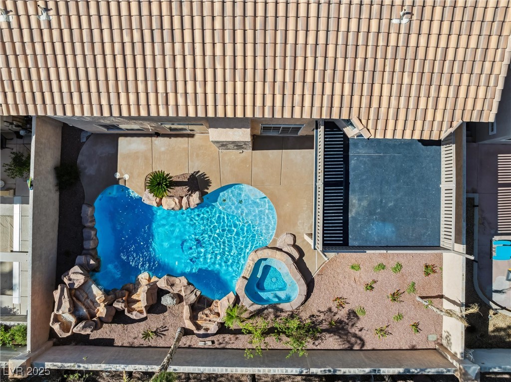 2409 Alpine Meadows Avenue