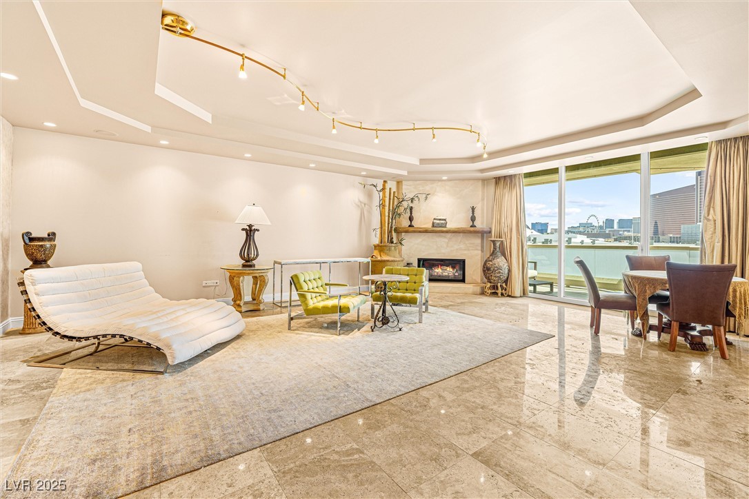 2877 Paradise Road 702