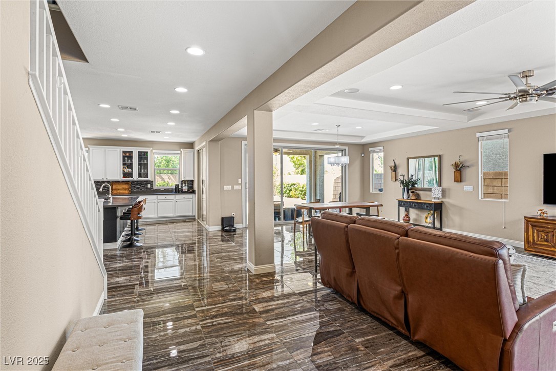 9936 Bighorn Bellows Avenue