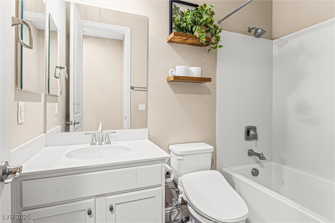 9936 Bighorn Bellows Avenue