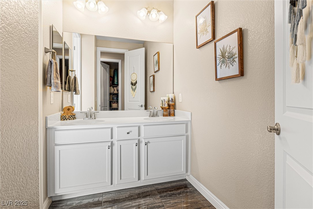 9936 Bighorn Bellows Avenue