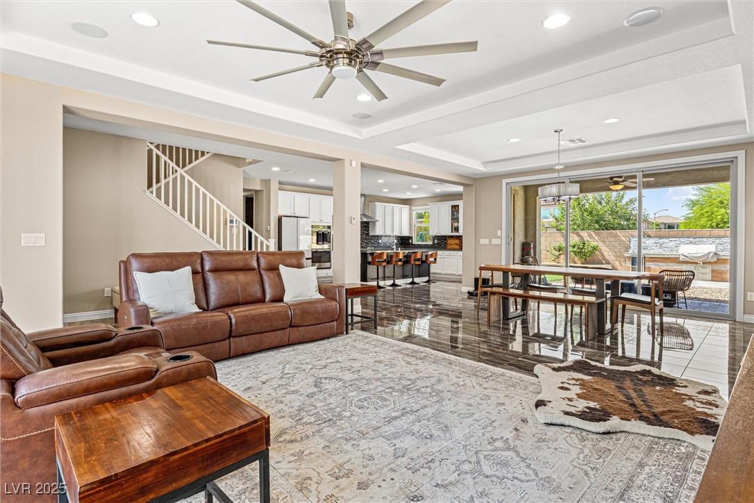 9936 Bighorn Bellows Avenue