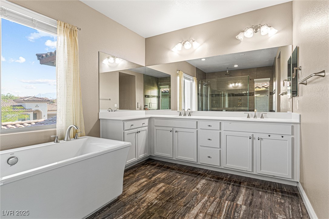 9936 Bighorn Bellows Avenue