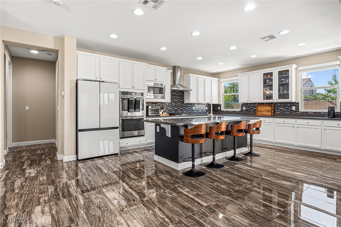 9936 Bighorn Bellows Avenue