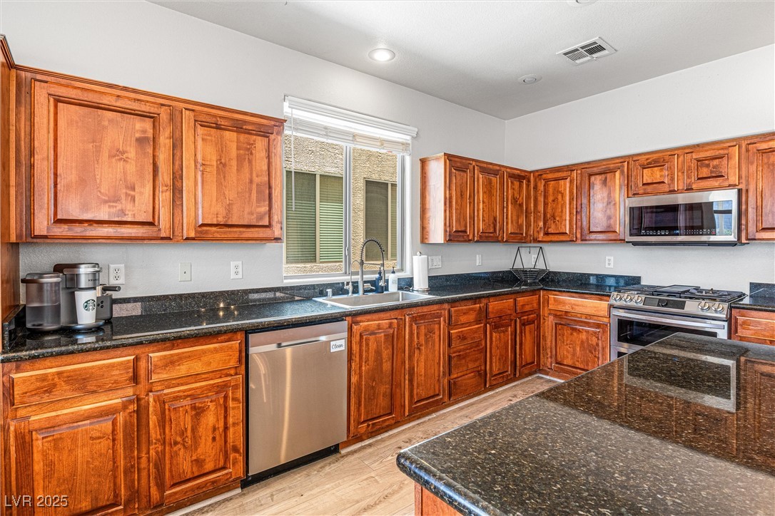 6841 Armistead Street