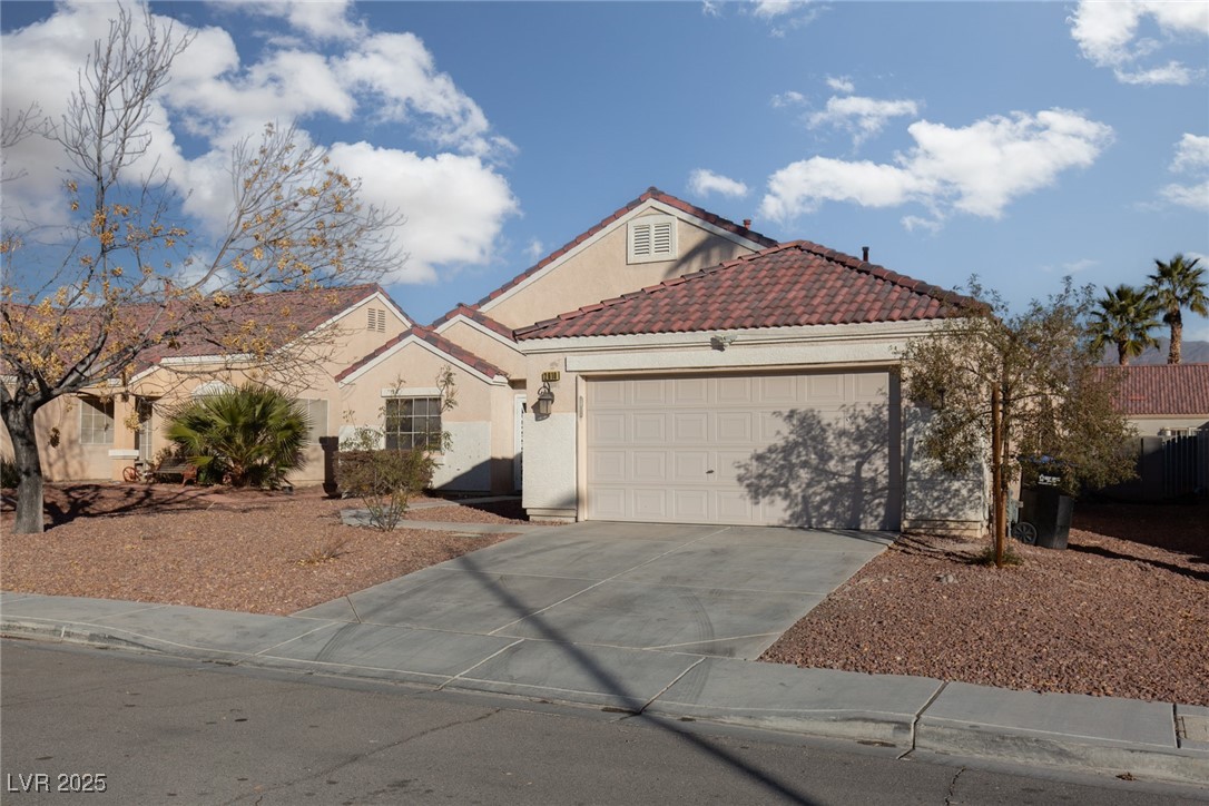 2610 Gardenia Flower Avenue